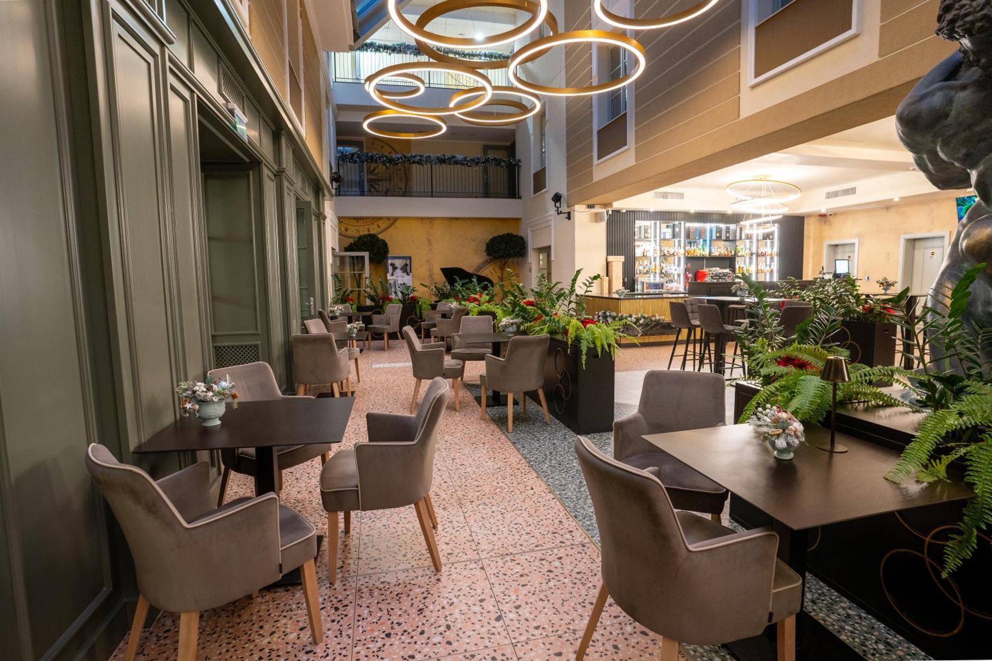 Atlas Hotel ทิมิชัวรา ภายนอก รูปภาพ