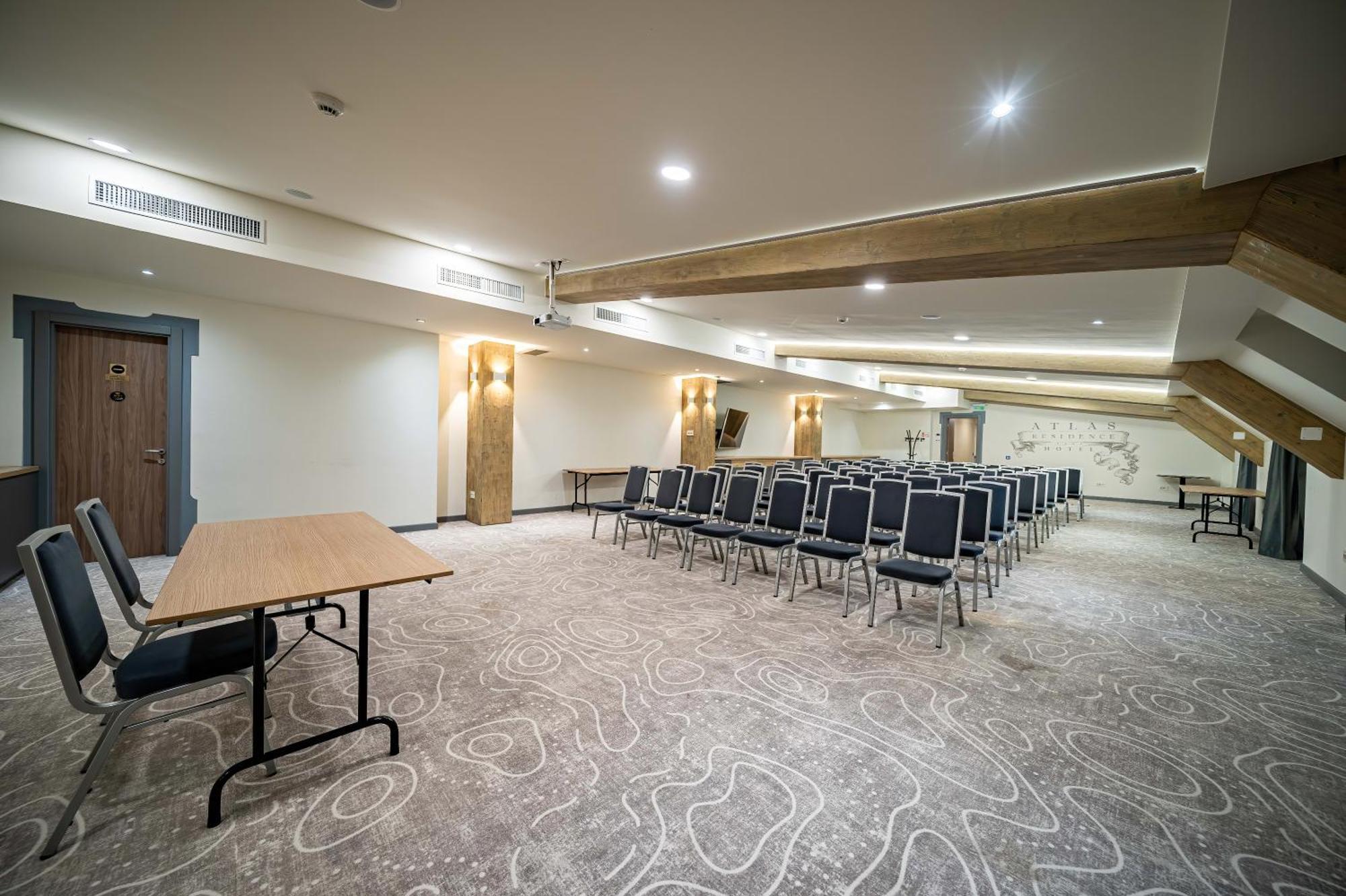 Atlas Hotel ทิมิชัวรา ภายนอก รูปภาพ